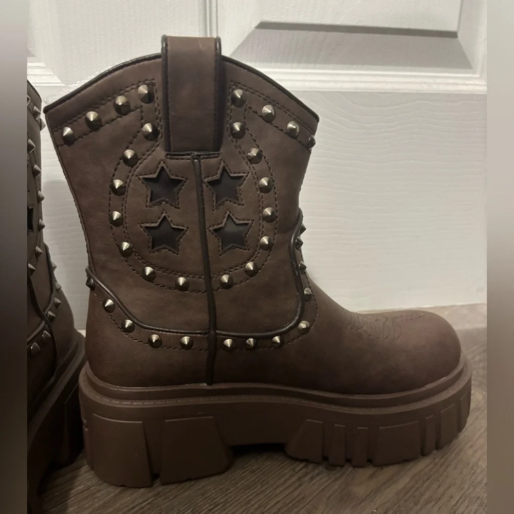 NWOB Dolls Kill / Current Mood Brown Town Ain’t Big Enough Cowboy Boots - Picture 3 of 6
